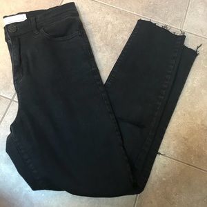 RSQ Distressed crop jeans